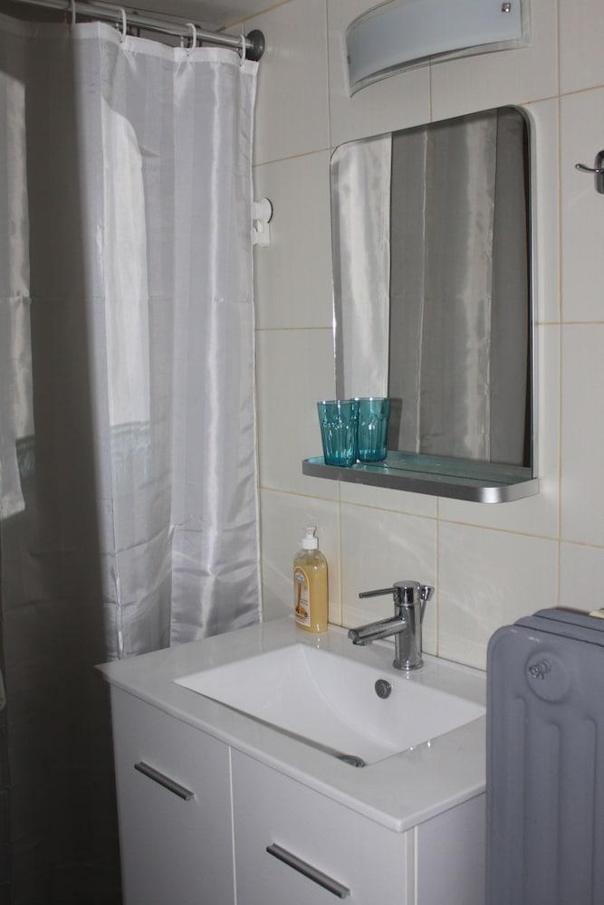 Cheery Apartment In The Center Of Atenas Exterior foto