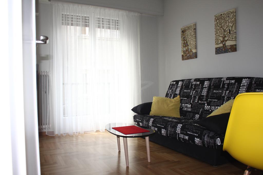 Cheery Apartment In The Center Of Atenas Exterior foto